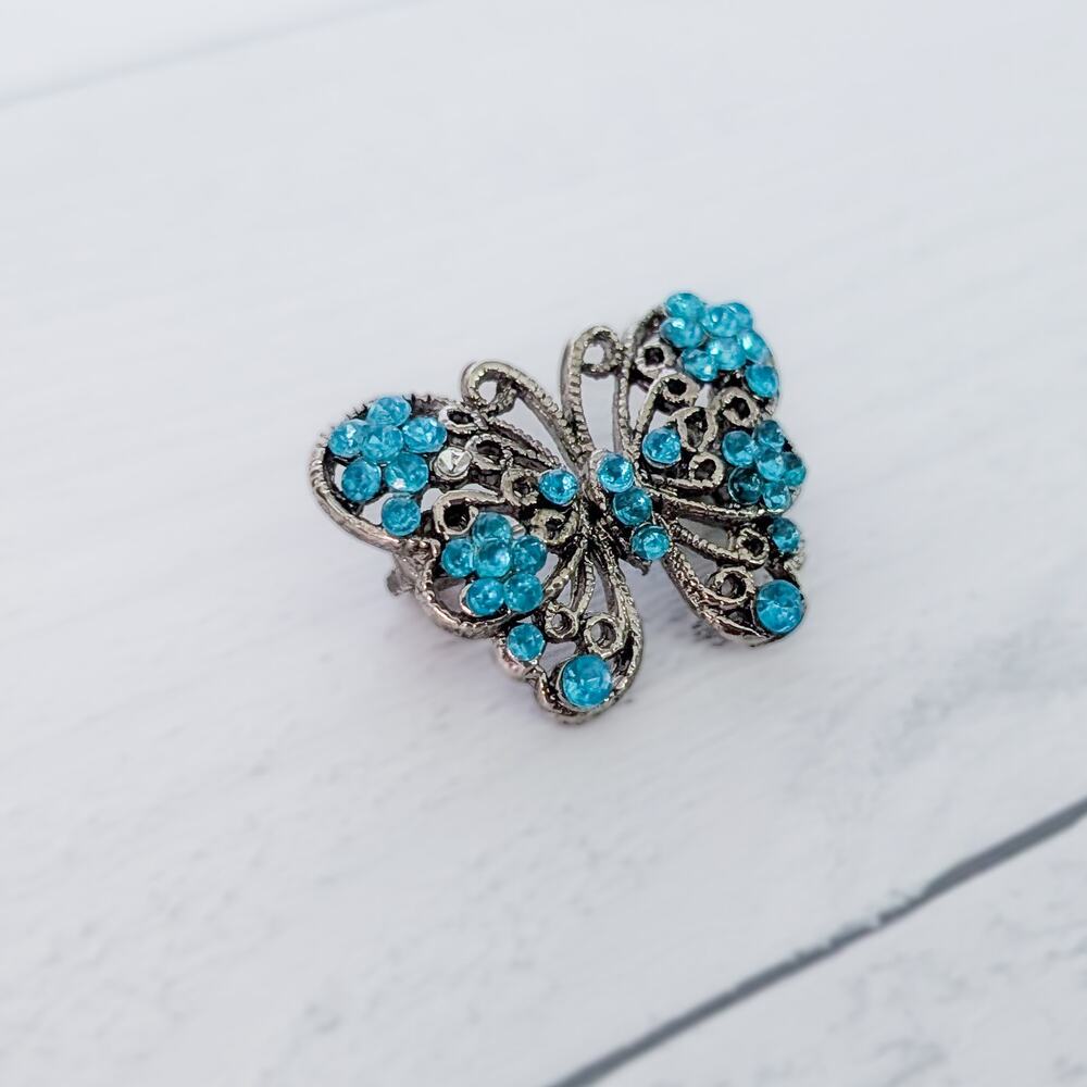 Vintage Brooch / Vintage Pin 7/8" Butterfly with Blue Gems - One Missing - Picture 3 of 9